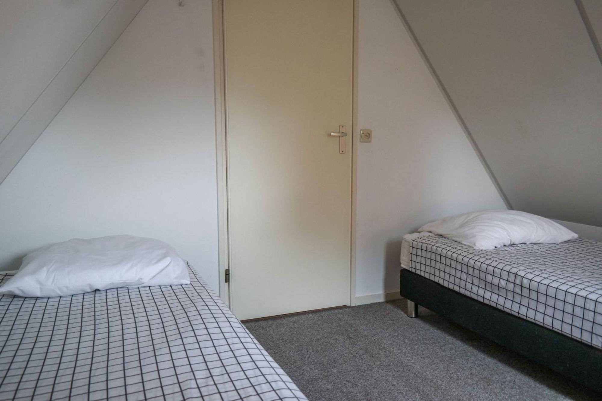 Merle 6 Pers Modern Holiday Home With Private Fenced Garden Anjum 外观 照片